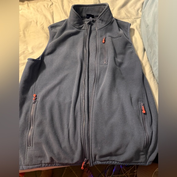 Vineyard vines xl vest - Picture 2 of 8